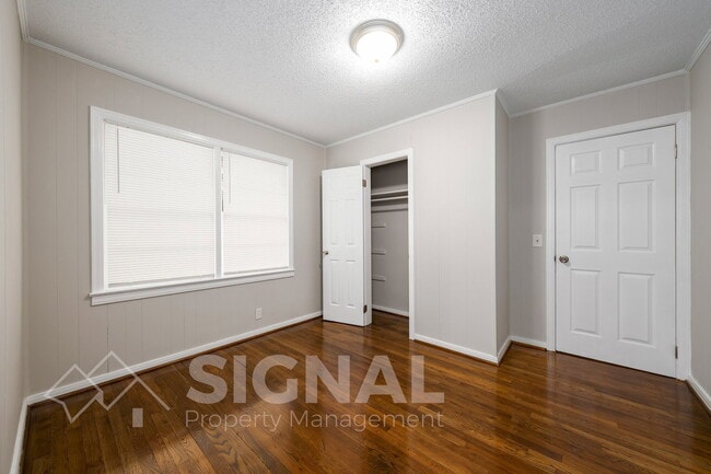 Building Photo - 330 Harlem Ave