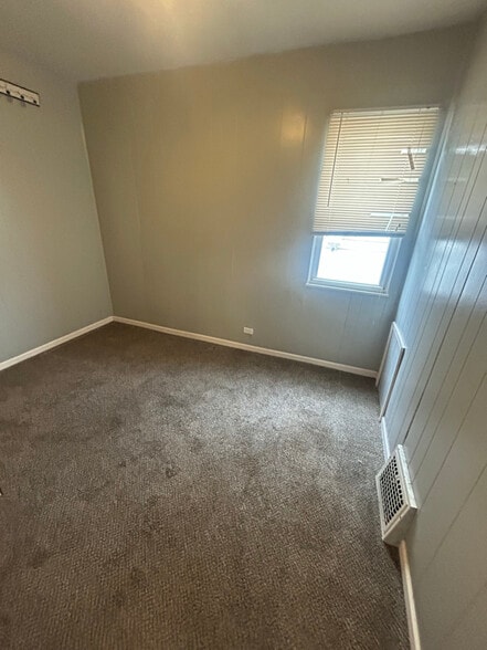 Building Photo - 6723 Sebert Ave