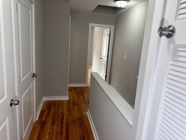 Building Photo - 4444 Cresson St