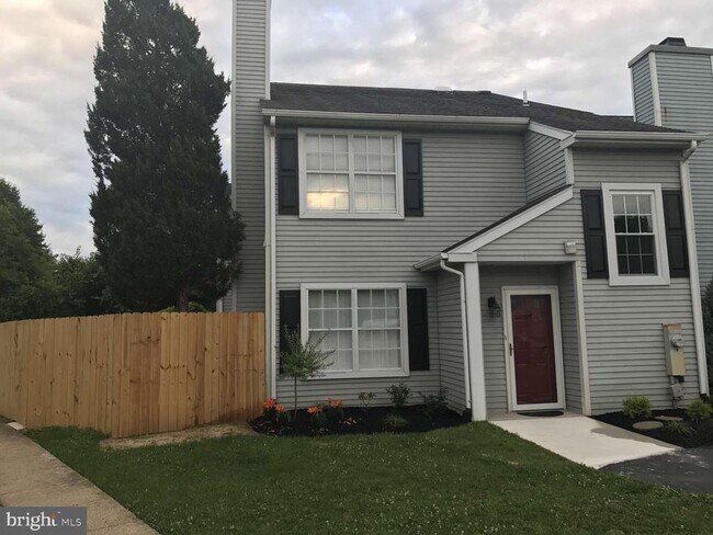 Building Photo - 31 Bark Hollow Ln