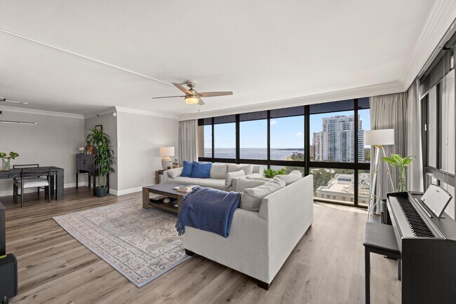 Building Photo - 3301 Bayshore Blvd
