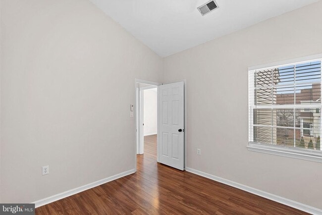 Building Photo - 20905 Sandstone Square