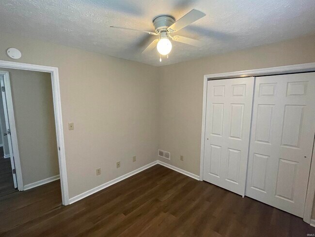 Building Photo - 1608 S Highland Ave