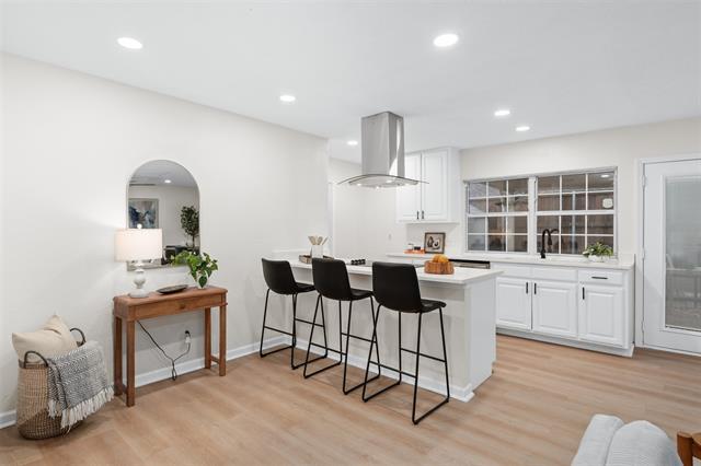 Building Photo - 8822 Miami Dr