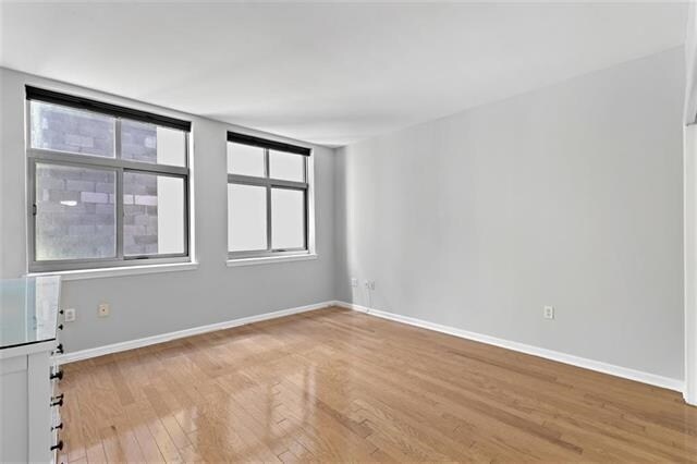 Building Photo - 143 Morgan St