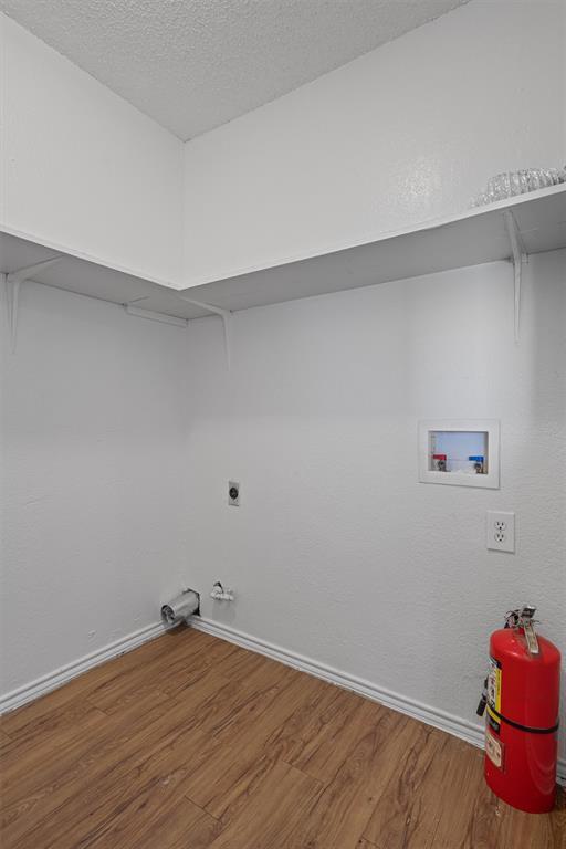 Building Photo - 5501 Spring Meadow Rd
