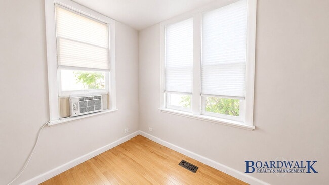 Building Photo - 1768 S 400 E