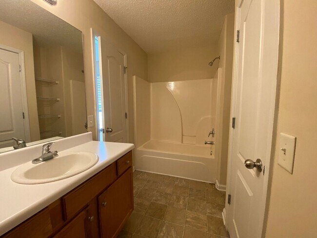 Building Photo - PRE-LEASING FOR AUGUST 2025!  1/2 OFF SECU...