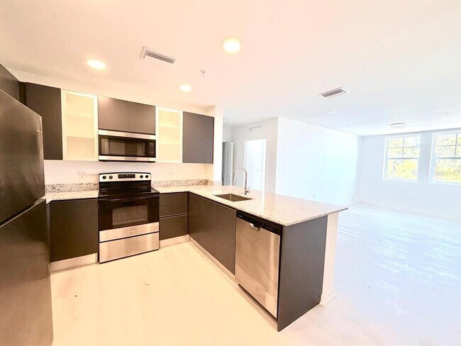 Building Photo - 5587 Millennia Park Dr