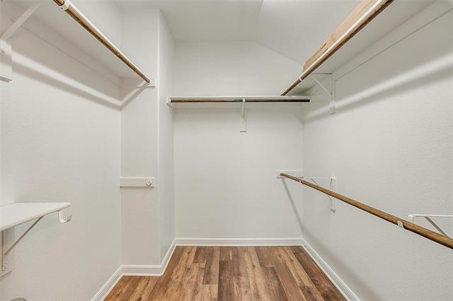 Building Photo - 429 Foxcraft Dr