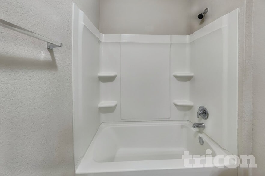 Building Photo - 9727 Marbach Hl