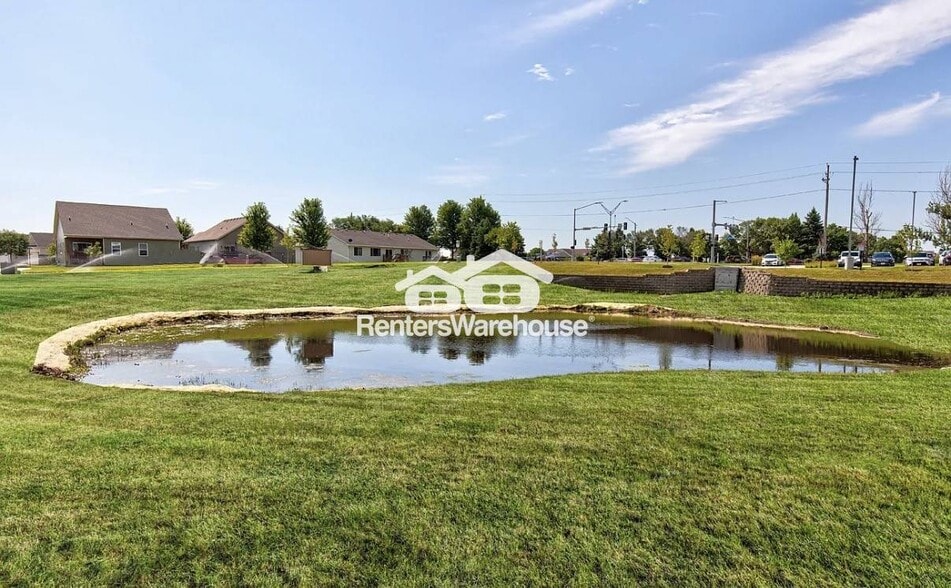 Building Photo - 3620 NE Marissa Ln