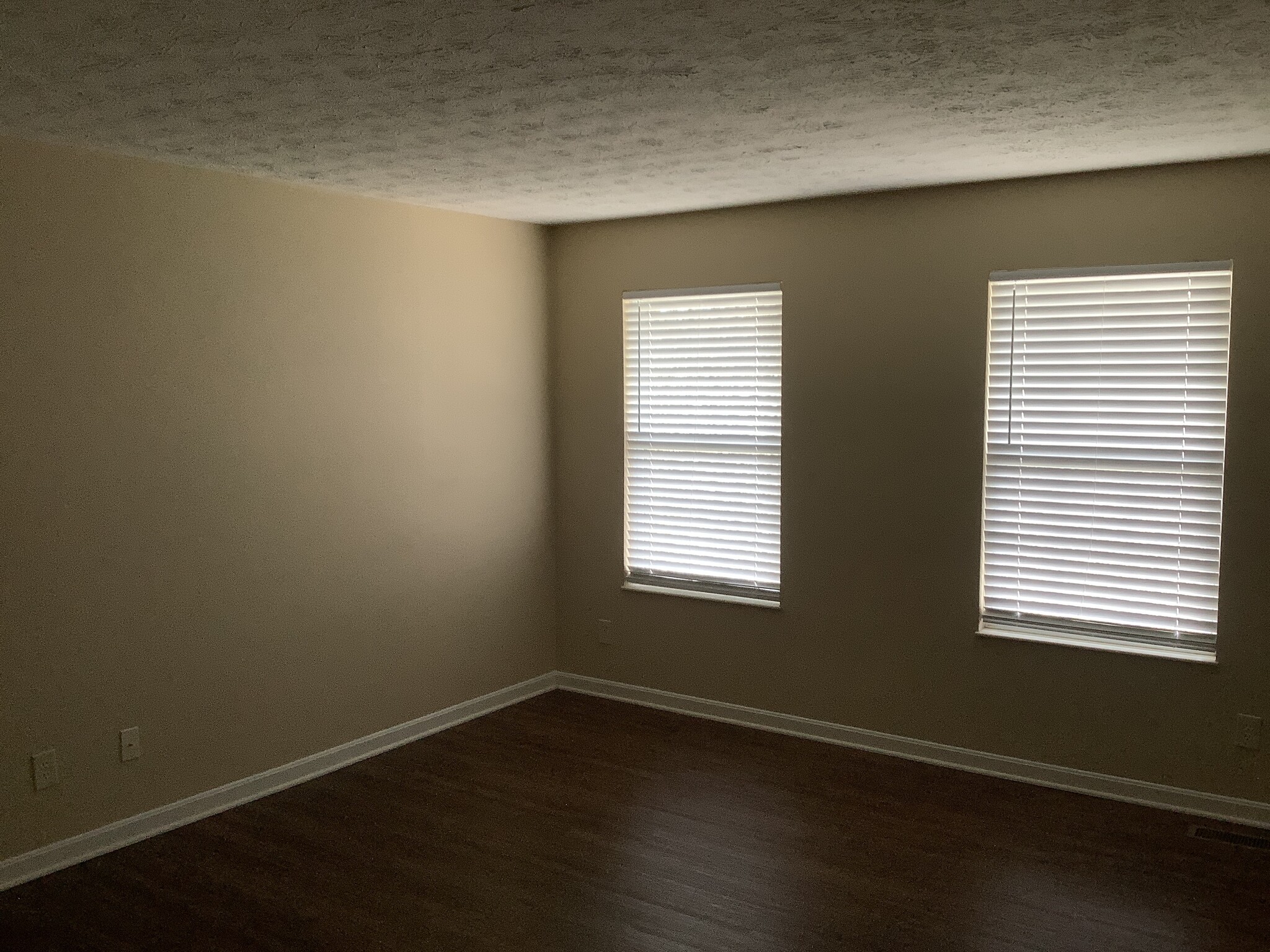 Building Photo - 4408 Moselle Dr