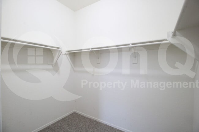Building Photo - 7425 W Darrel Rd