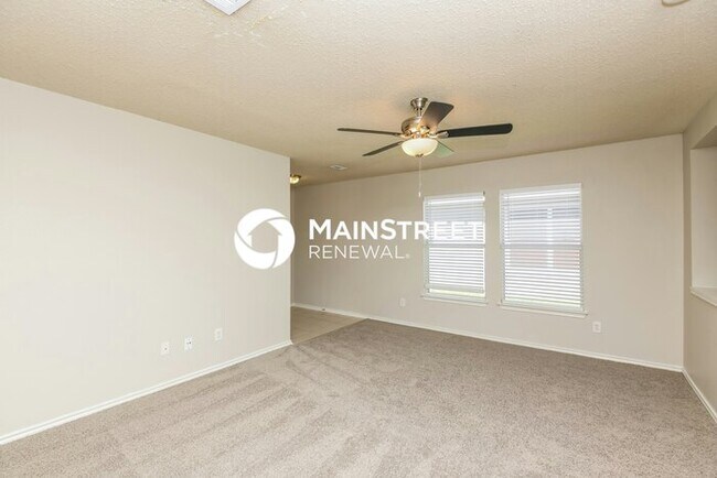 Building Photo - 3 Bedroom Pet-Friendly Home in Fort Worth, TX with Main Street Renewal