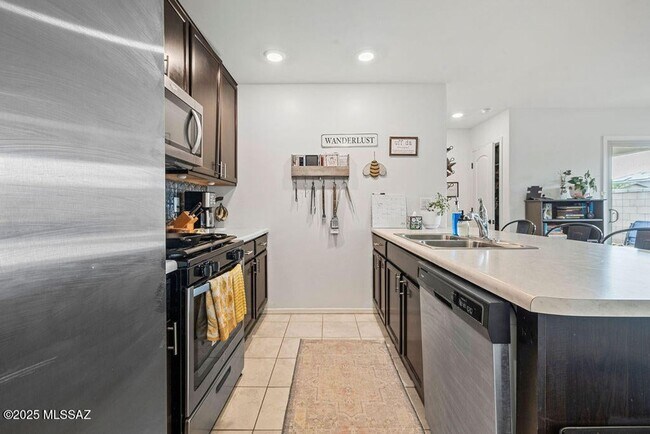 Building Photo - Beautiful Home in Rancho Sahuarita!