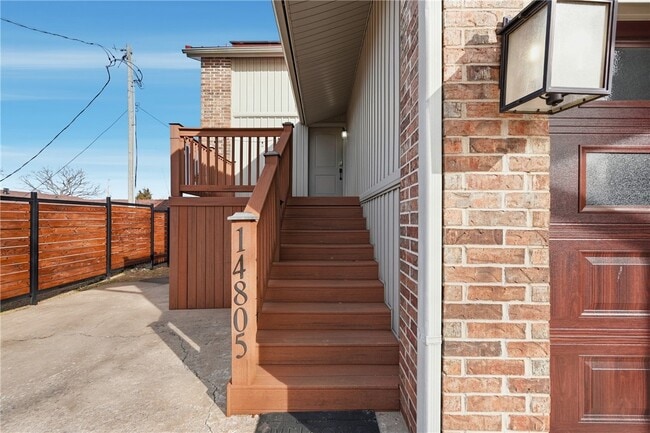 Building Photo - 14805 Dutchmans Dr