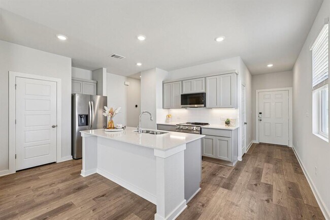 Building Photo - 133 Cutleaf