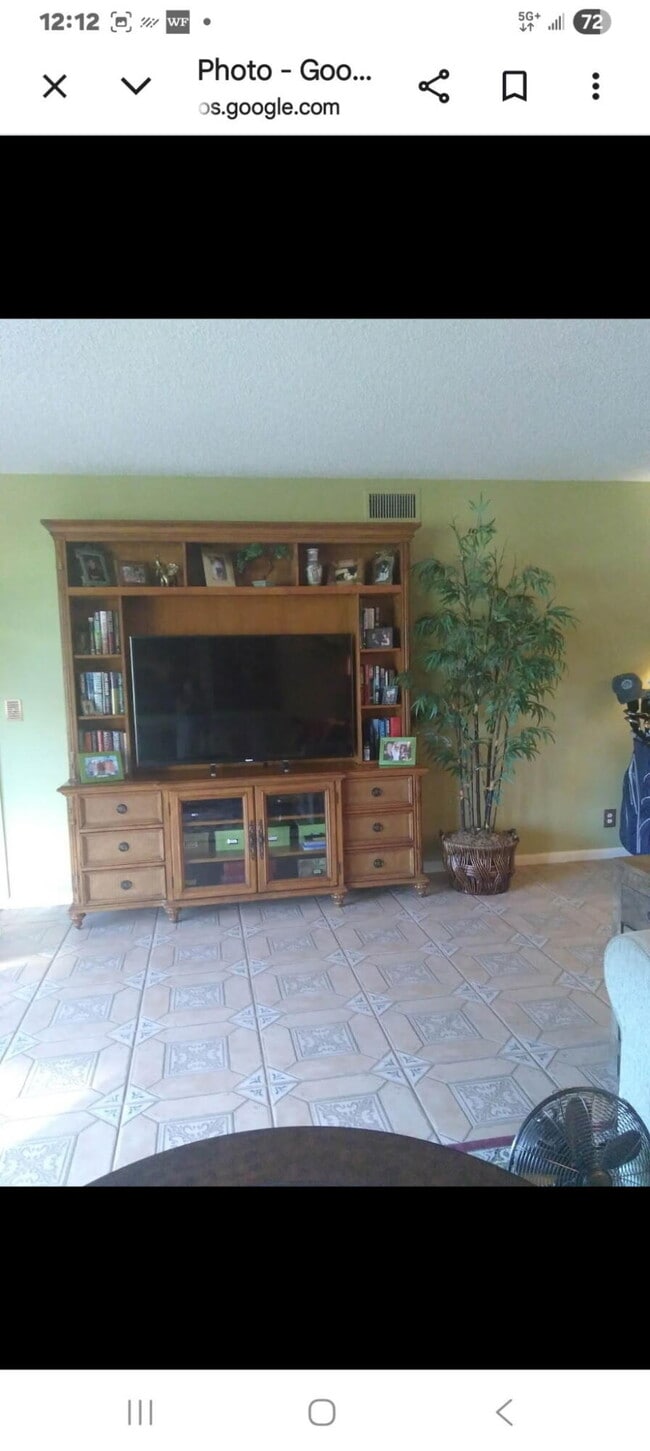 Building Photo - 5701 Fairway Park Dr