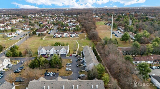 Building Photo - 13 Jill Ct