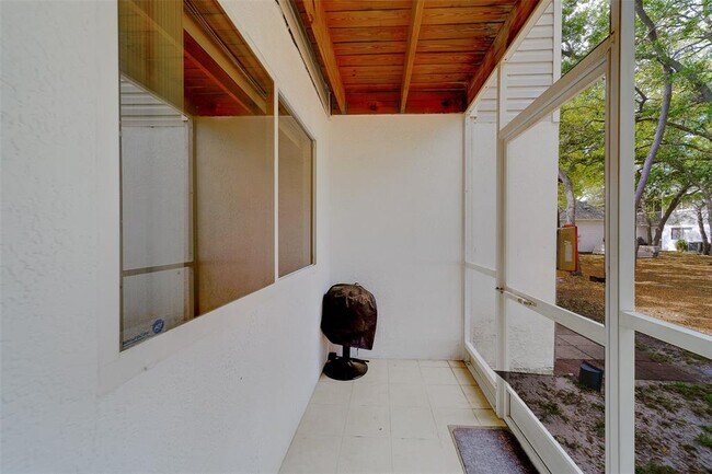 Building Photo - 9241 Jake's Path