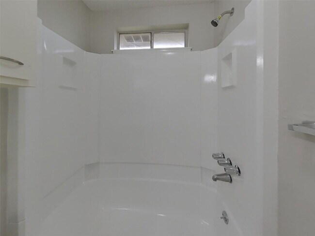 Building Photo - 20143 Dawn Mist Dr