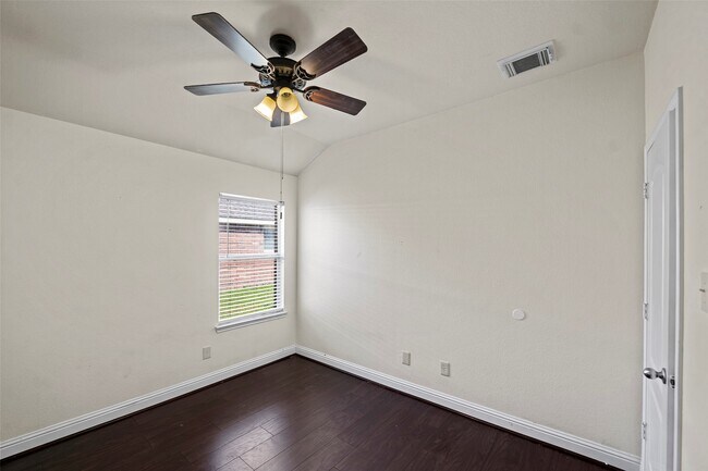 Building Photo - 2123 Enchanted Park Ln