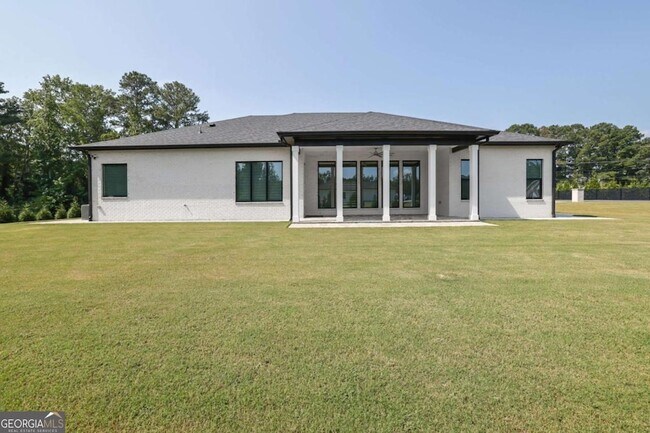 Building Photo - 2964 Old Peachtree Rd NE