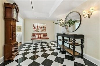 Building Photo - 83 Beacon St