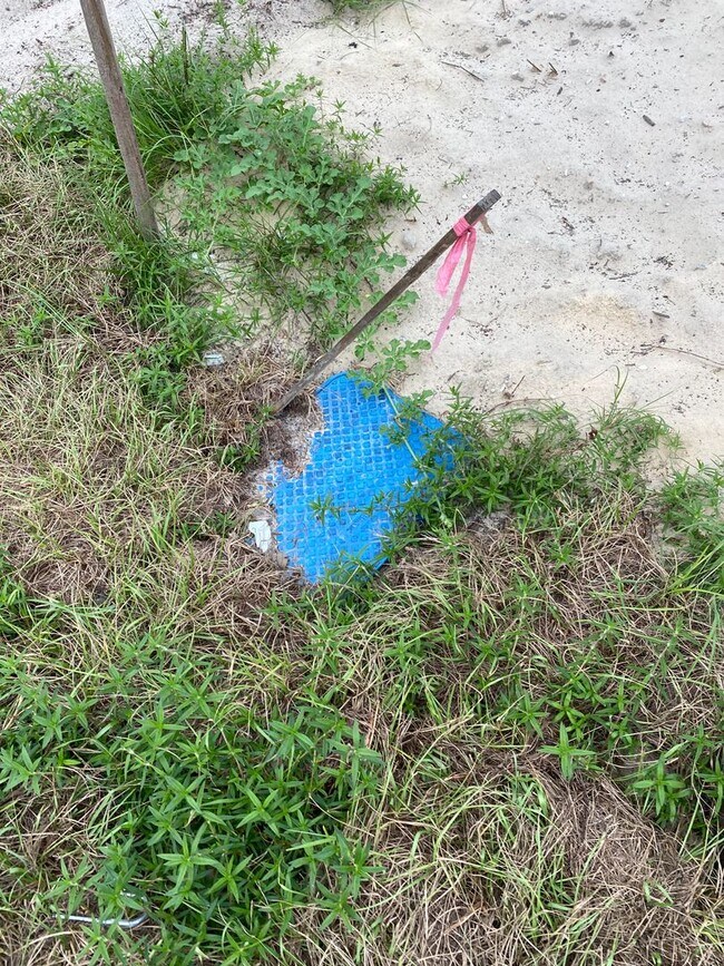 Building Photo - Custom Home - Desirable SW Ocala Neighborhood 3/2/2 **Won't Last**