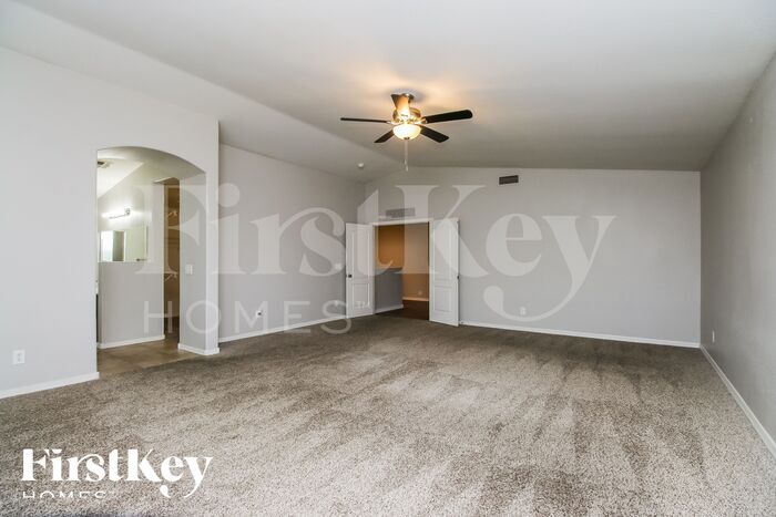 Building Photo - 42963 W Wild Horse Trail