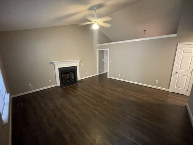Building Photo - 3 bd 2 ba ranch in Wake Forest with a garage