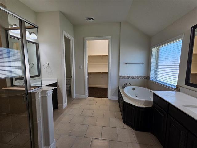Building Photo - 210 Lariat Trail