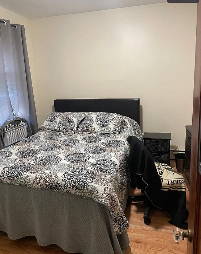 Building Photo - 41 Cornell St