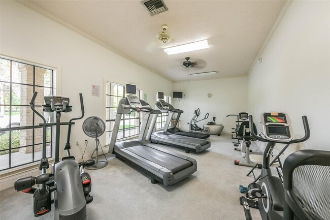 Building Photo - 3327 S Country Meadows Ln
