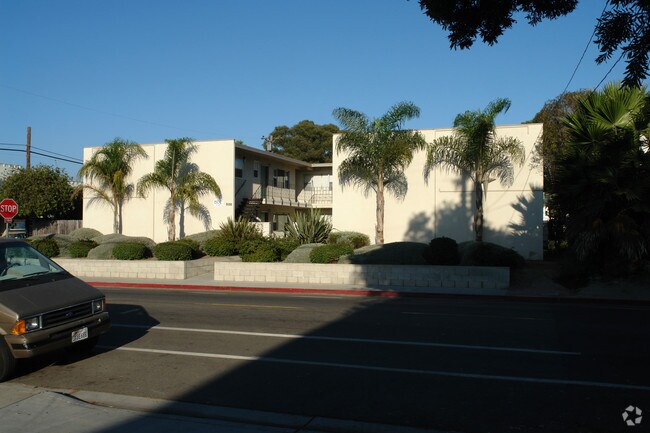 Building Photo - 800 Embarcadero Del Mar