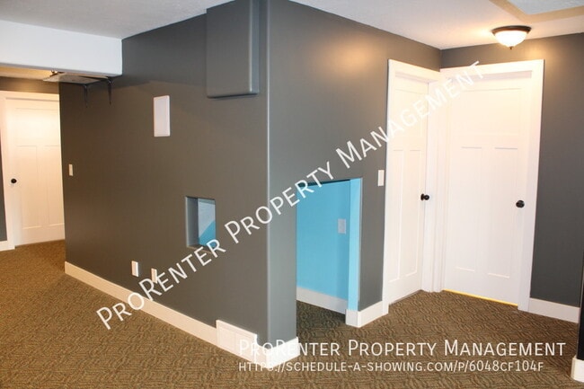 Building Photo - 3217 W 275 N
