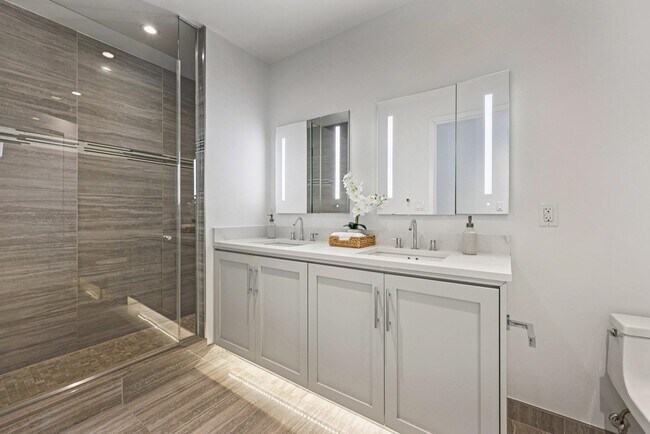 Building Photo - 800 Ave at Port Imperial Blvd