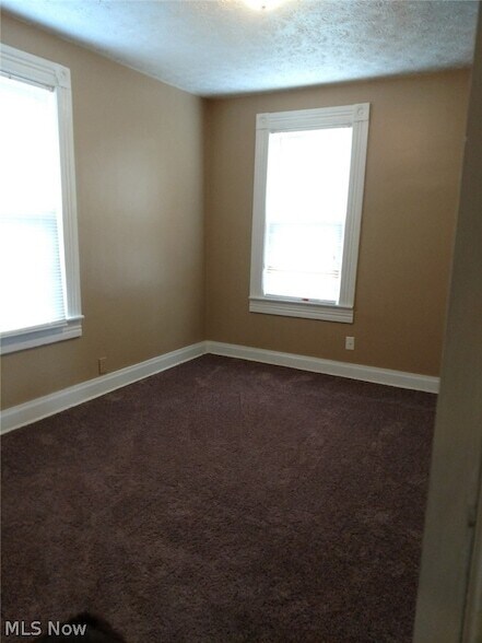 Building Photo - 1522 Campbell St