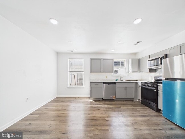 Building Photo - 3951 Aspen St