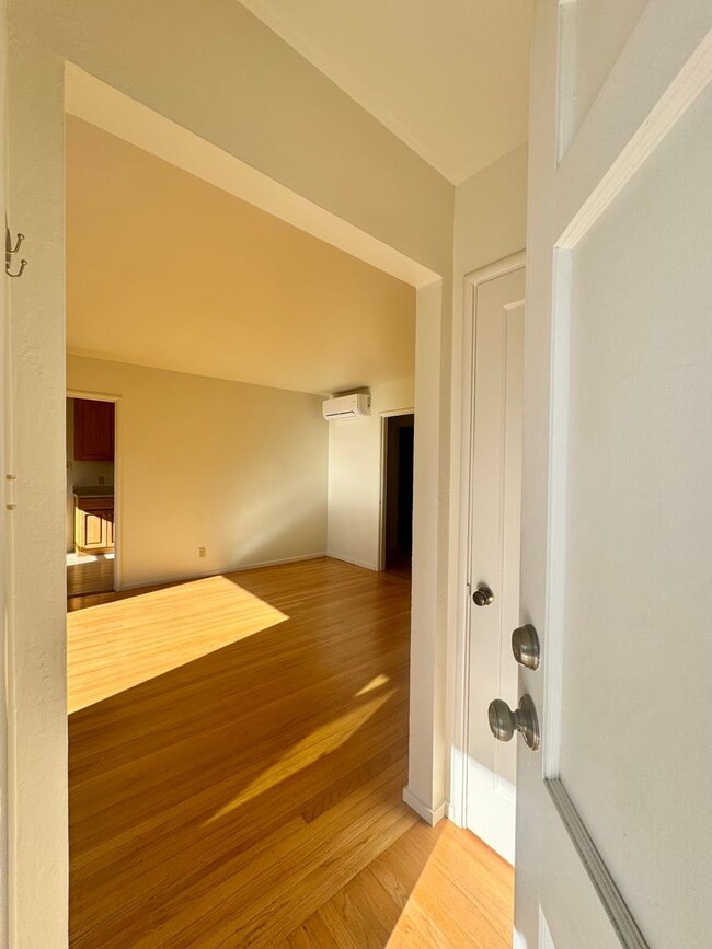 Building Photo - TENTATIVELY RENTED 2 Bedrooms 1 Bathroom C...