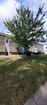 Building Photo - 700 N 70th St