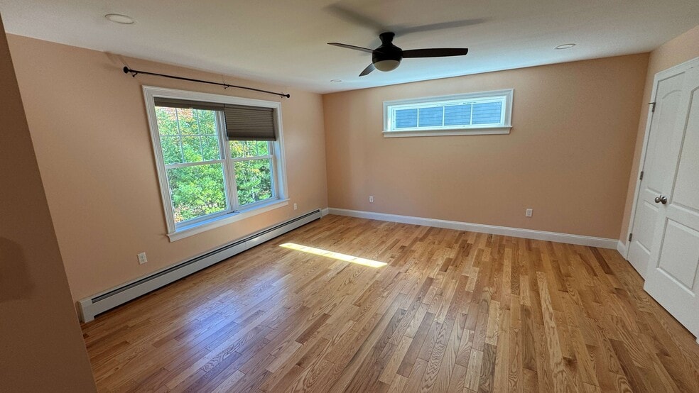 Building Photo - 38 Gristmill Ln
