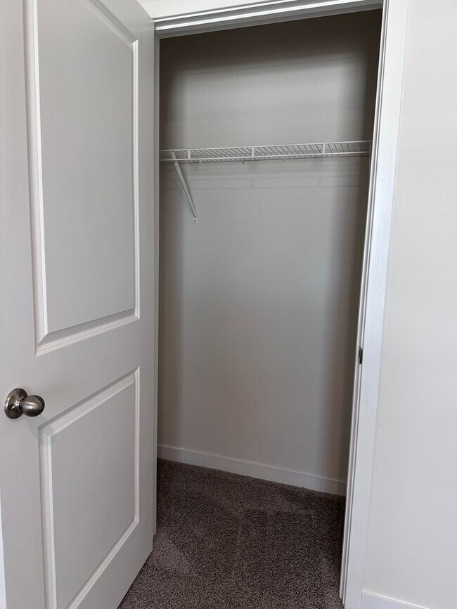 Building Photo - Brand-New  5-Bedroom Home in the Hamptons at Hickory with Modern Upgrades and Move-In Ready Comfort