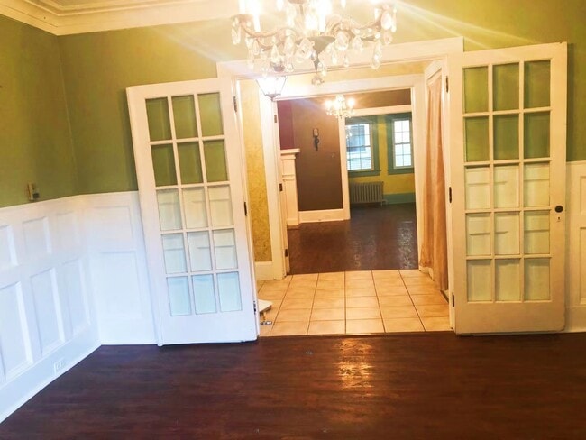 Building Photo - 91 N Portage Path