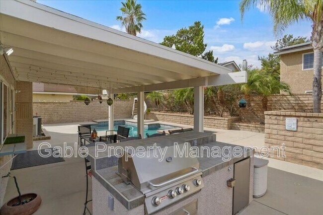 Building Photo - 21643 Spice Ct