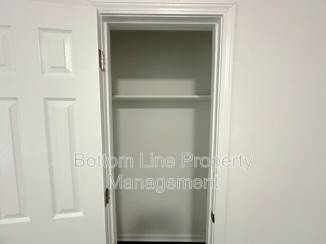 Building Photo - 2516 Marlowe Ave