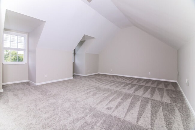 Building Photo - 147 Tralee Dr