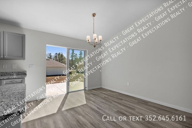 Building Photo - 678 Walkertown Dr