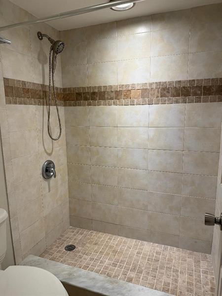 Building Photo - 2320 S Cypress Bend Dr